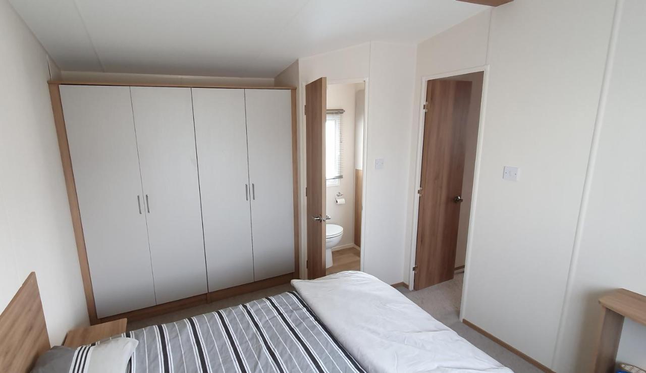 The Burrows Holiday Caravan, Seal Bay Селсі Екстер'єр фото
